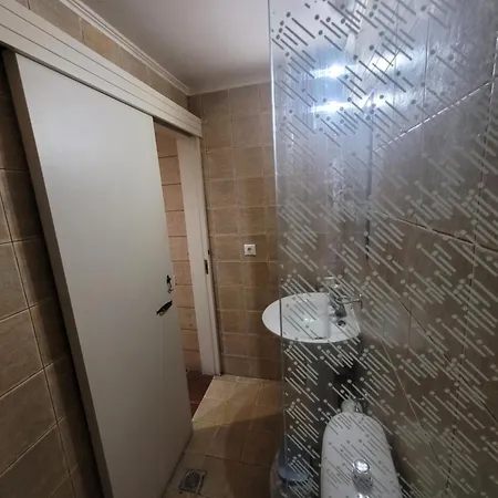 Apartment Center *